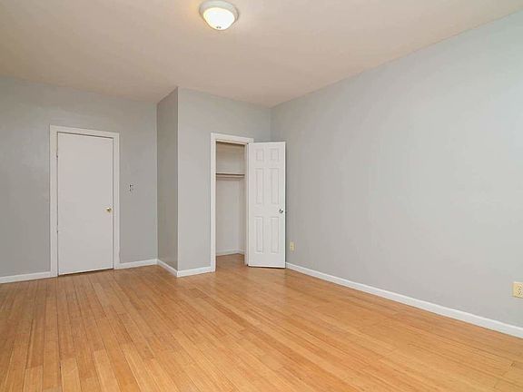3rd image of 204 Sumpter St APT 6