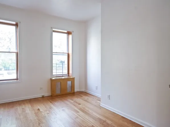 784 Halsey Street image 9 of 15