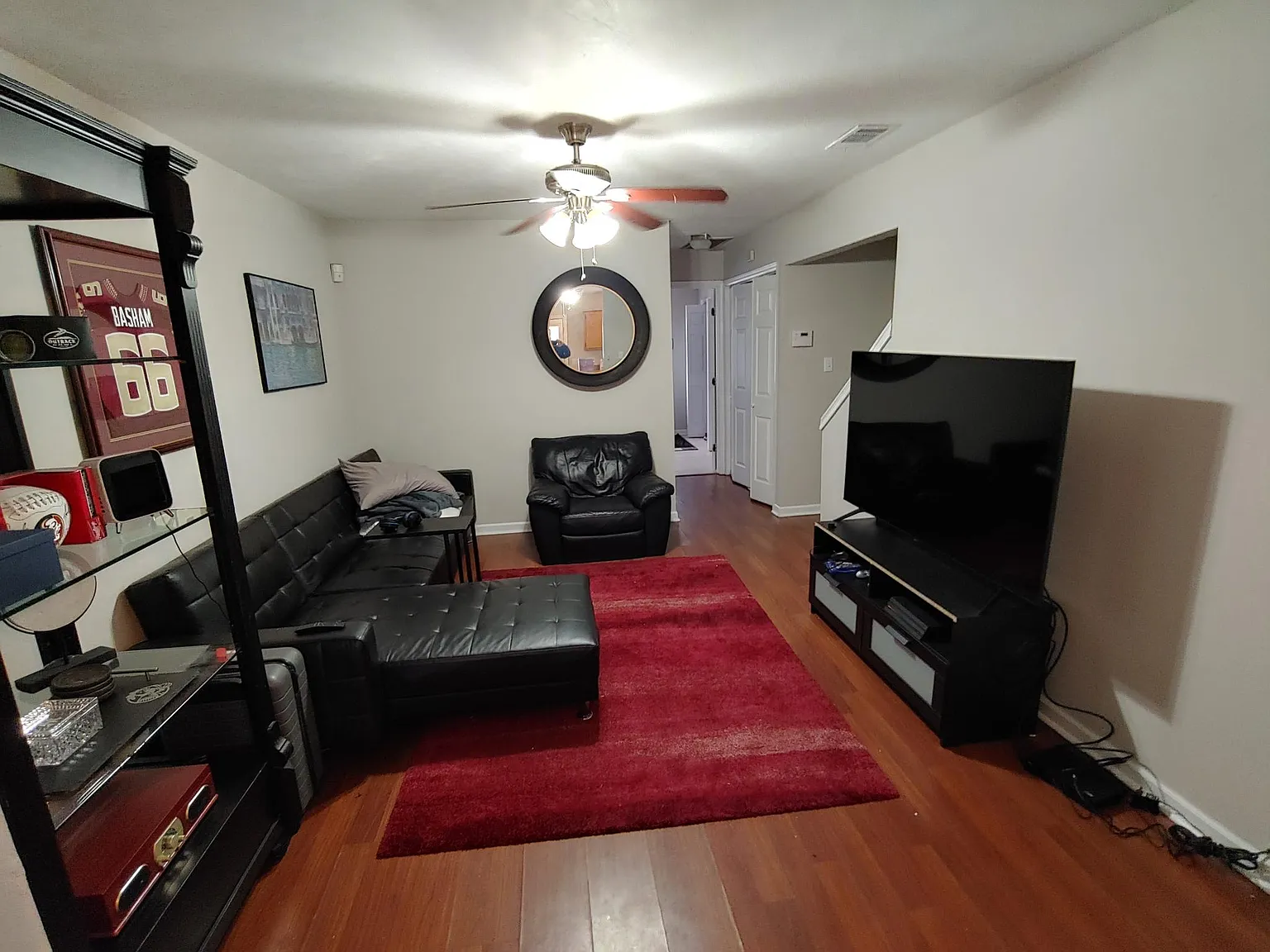 3 bed, 1252 sqft, $1,650 — Photo 3