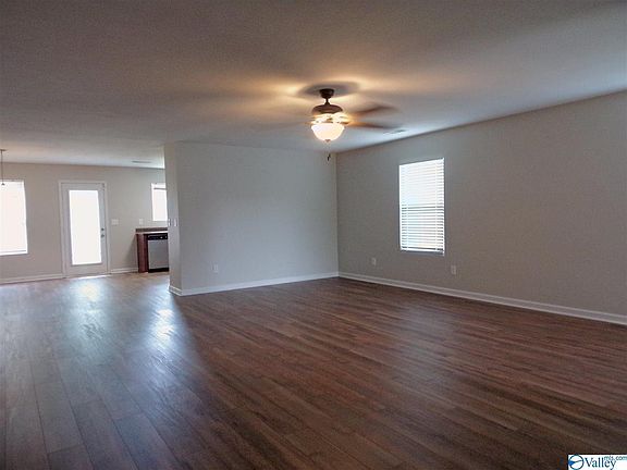 3rd image of 183 Bermuda Lakes Dr