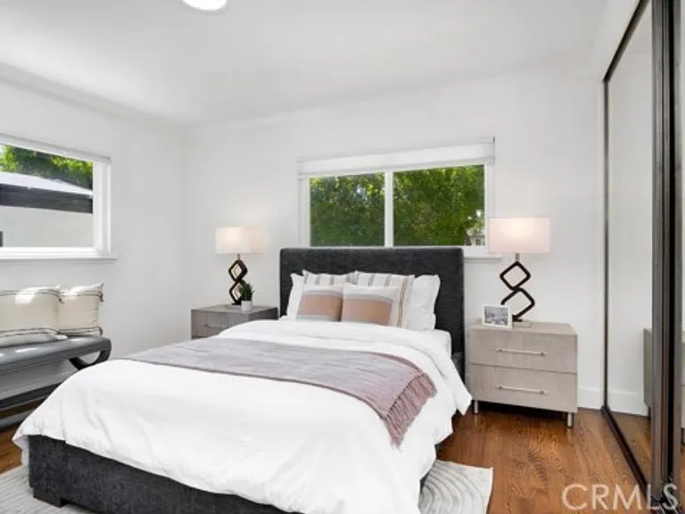 12535 Kling St — Photo 13