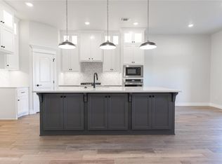 12313 Alfalfa Ln, Guthrie, OK 73044