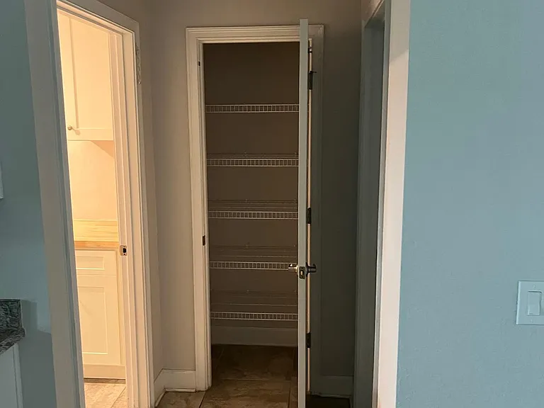 216 Heritage Park Ln — Photo 26
