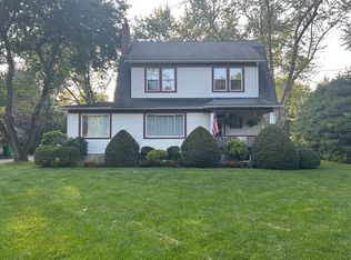 1045 Dutchess Tpke, Poughkeepsie, NY 12603