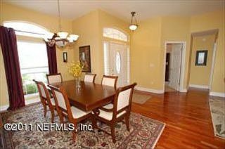 4th image of 340 Maplewood Dr