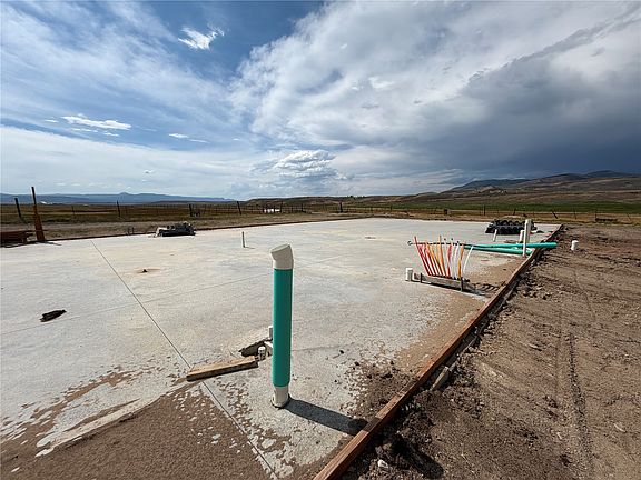 2nd image of 33555 Pronghorn Trail