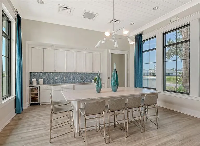 16905 Sweetwater Village Dr — Photo 63