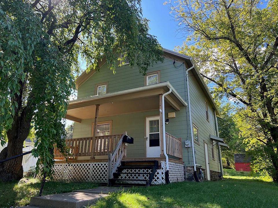 1st image of 36 Woodland Ave