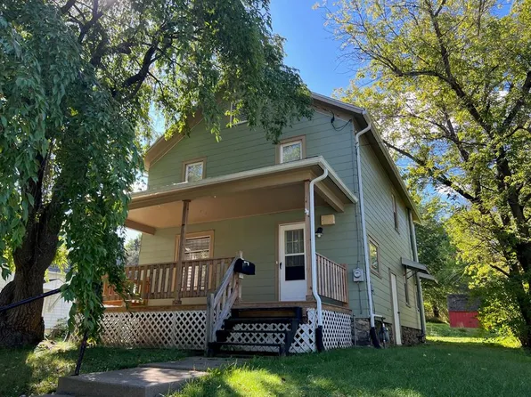 36 Woodland Ave, Wellsboro, PA 16901