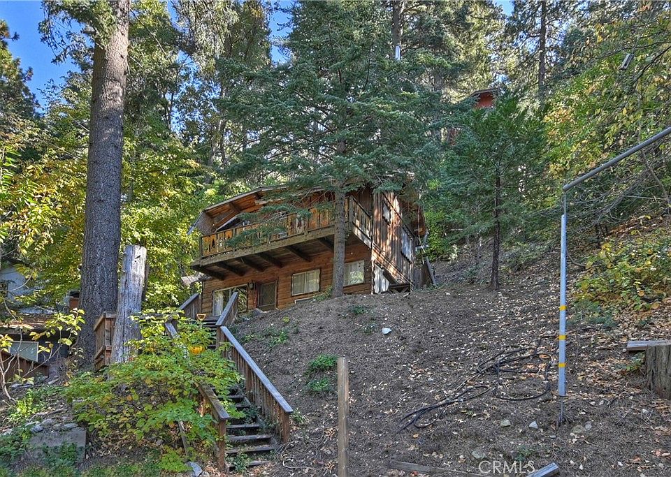 1st image of 803 Lake Dr