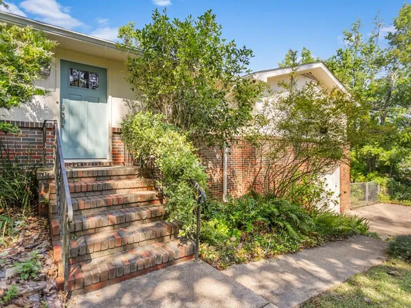 1808 Chowkeebin Nene, Tallahassee, FL 32301