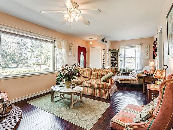 5th image of 7801 Sanilac Ave