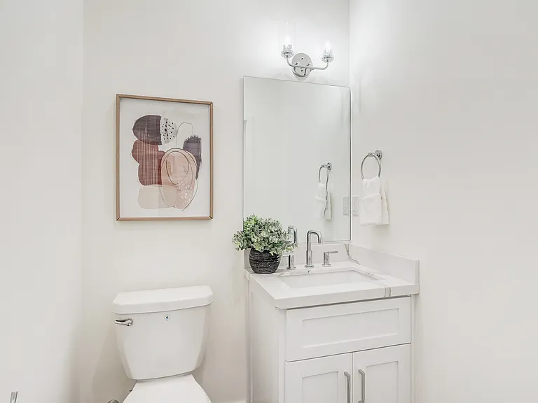1821 Westholme Ave — Photo 12