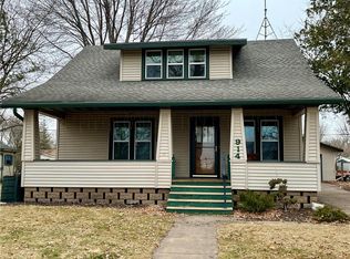 914 Mansfield St, Chippewa Falls, WI 54729