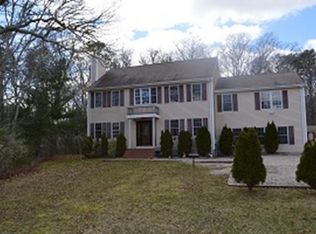 4 Covelli Ave, Wareham, MA 02571