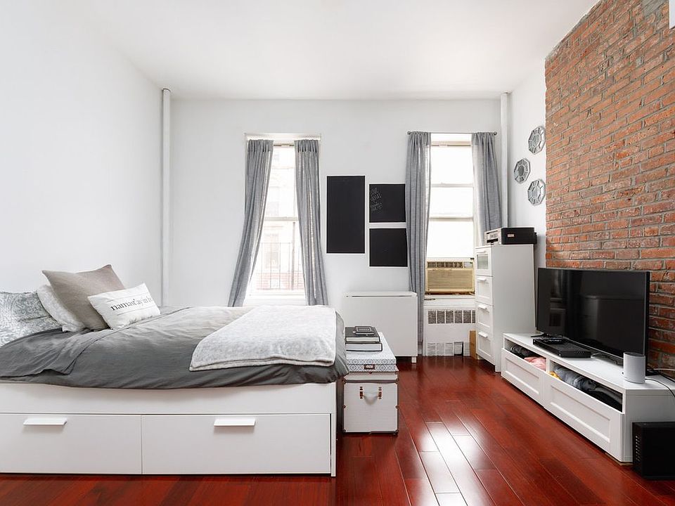 1st image of 38 Orchard St APT 1B