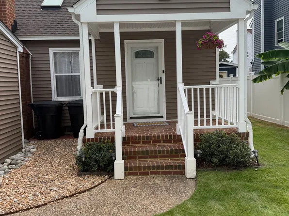 1417 Brant Rd, Virginia Beach, VA 23451