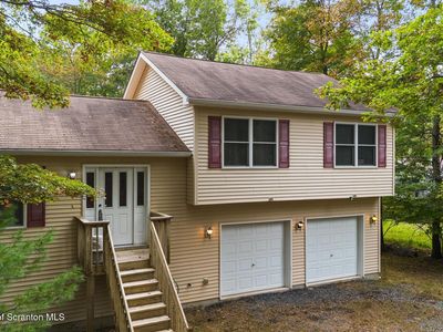 4806 Glacier Dr, East Stroudsburg, PA, 18302