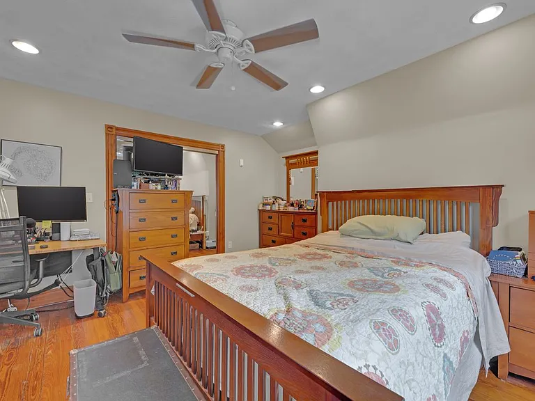 24 Orchard Ave — Photo 15