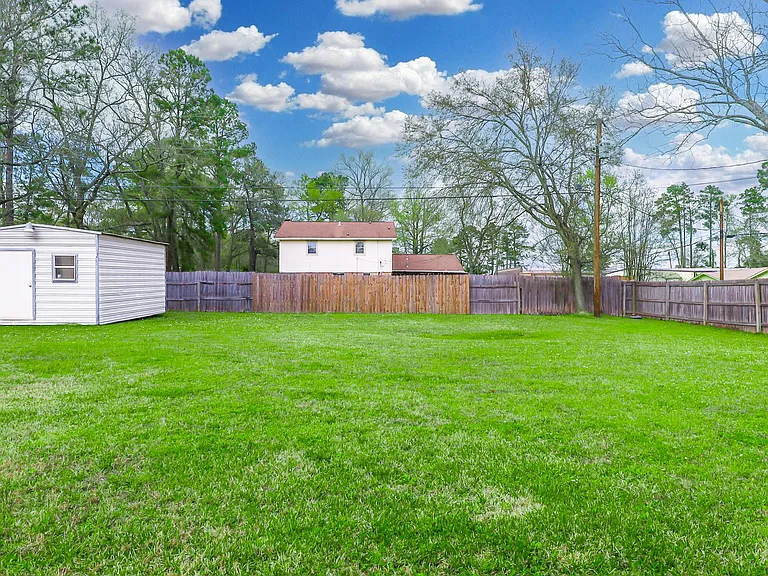 118 Rustwood St — Photo 35
