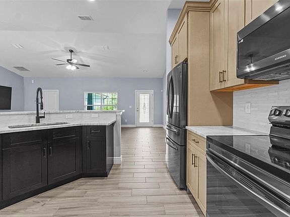 3rd image of 13218 BARNEVELDE RD