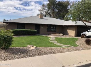 1047 E Fairbrook Cir, Mesa, AZ 85203