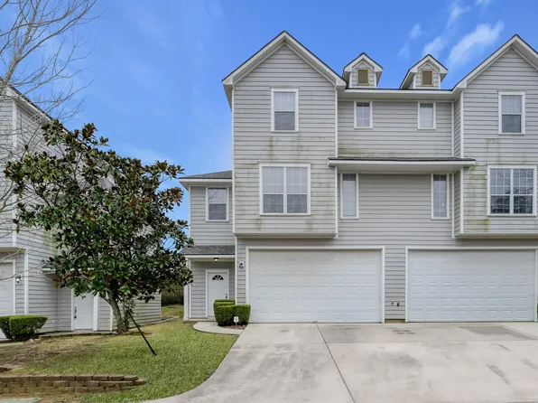 179 Binnacle Ct #A, Willis, TX 77318