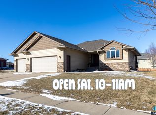 7816 W Kelsey Cir, Sioux Falls, SD 57106