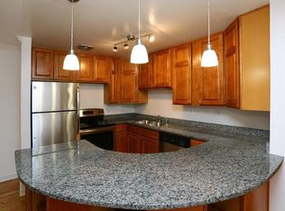 Emerald Court Apartments, Woodridge, IL 60517