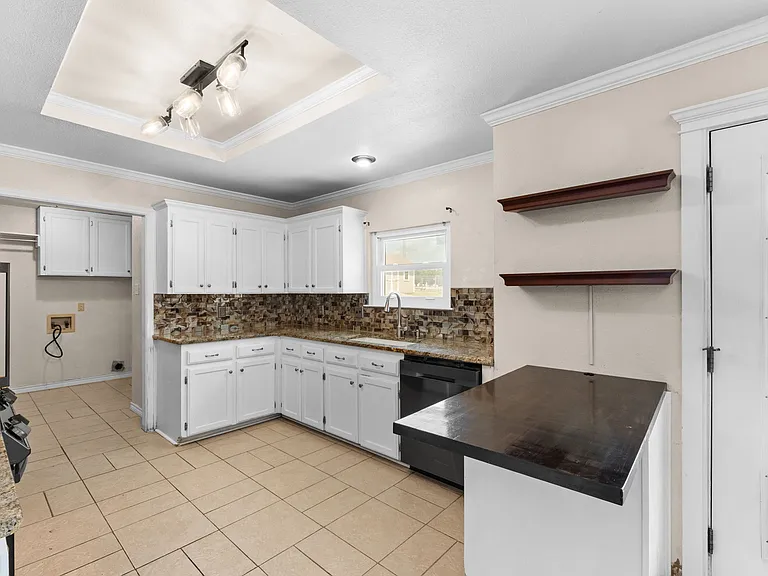 122 County Road 4936 — Photo 12