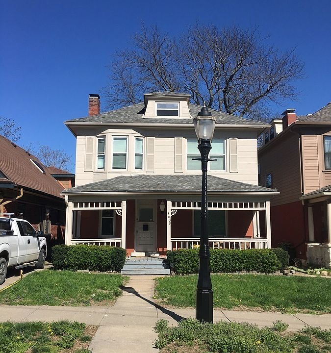 1st image of 3009 Oak St