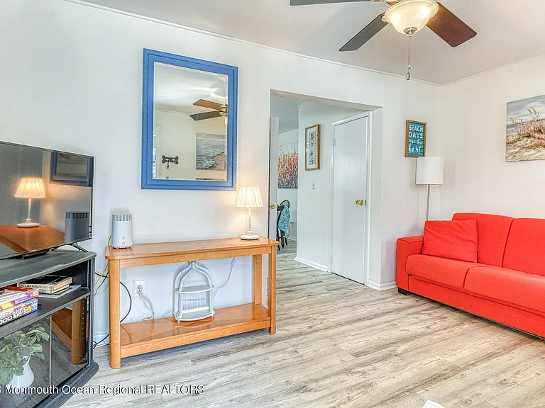 31 Atlantic Ave #1W — Photo 3