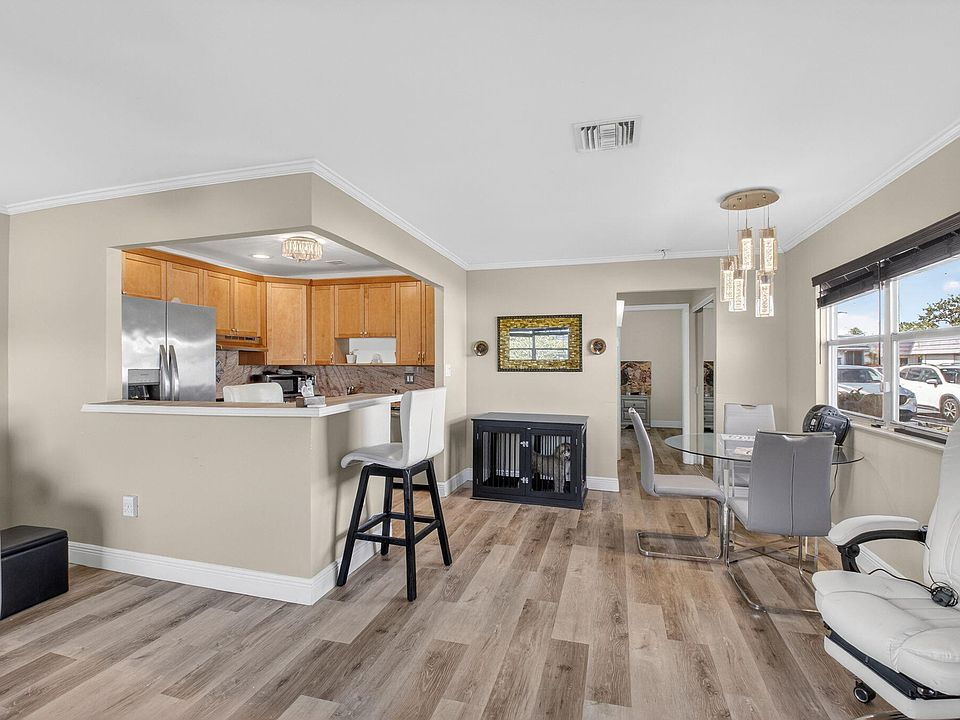 1st image of 170 Valencia H
