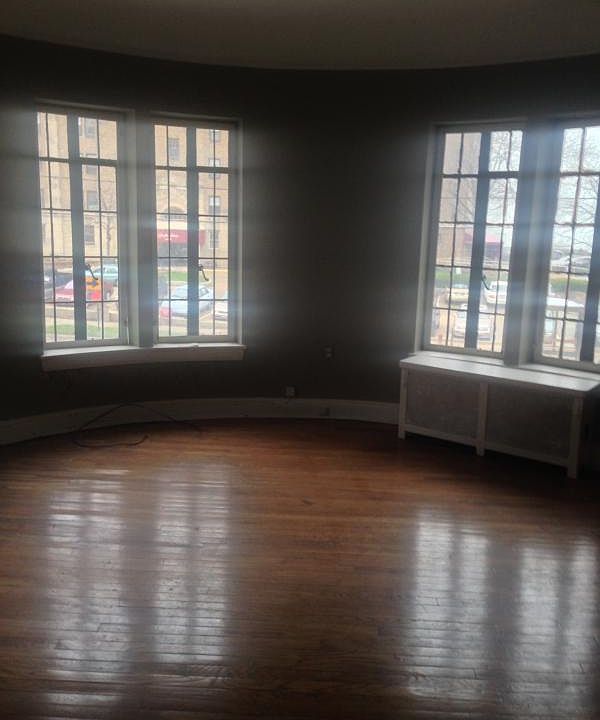 1st image of 12065 Edgewater Dr APT 6
