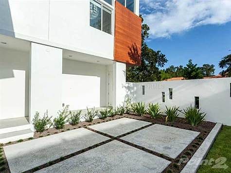 5th image of 3128 W Euclid Ave