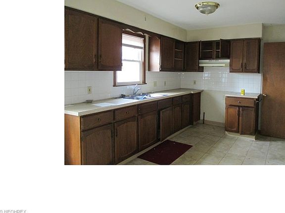 5th image of 730 S Hazelwood Ave