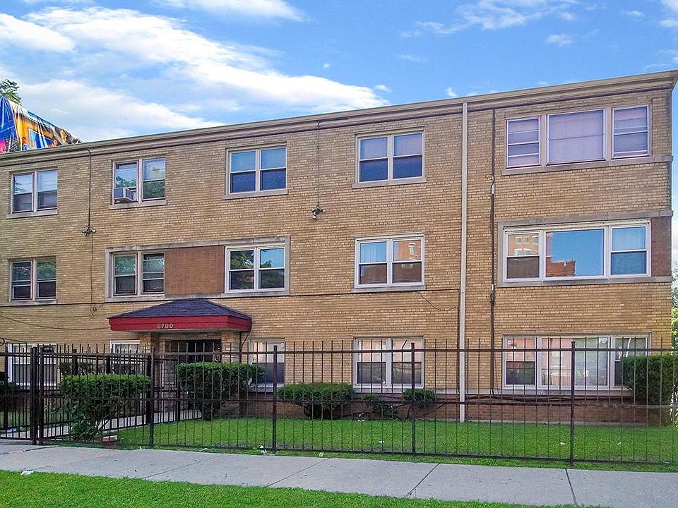 1st image of 6700 S Paxton Ave APT 104
