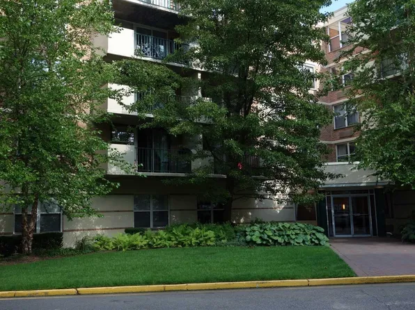 100 Grand Cove Way APT 5G, Edgewater, NJ 07020