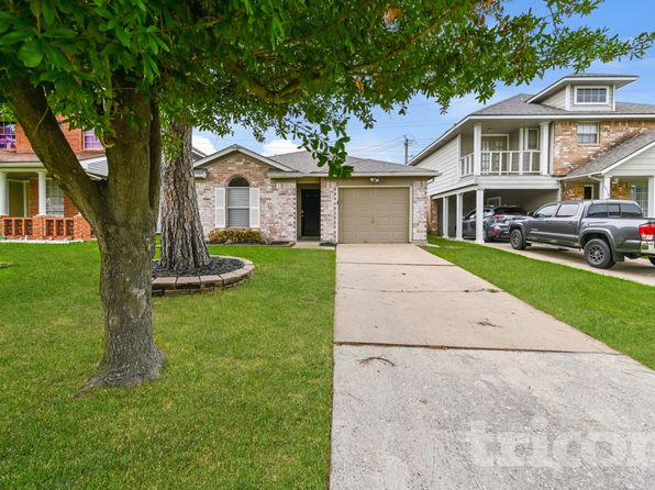 1518 Carbonear Dr