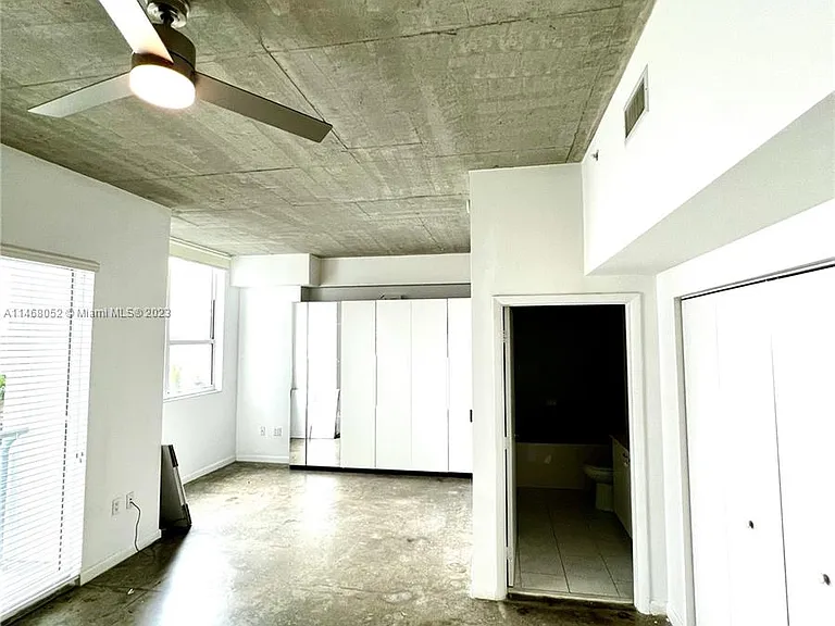 109 NE 2nd Ave #17 — Photo 13