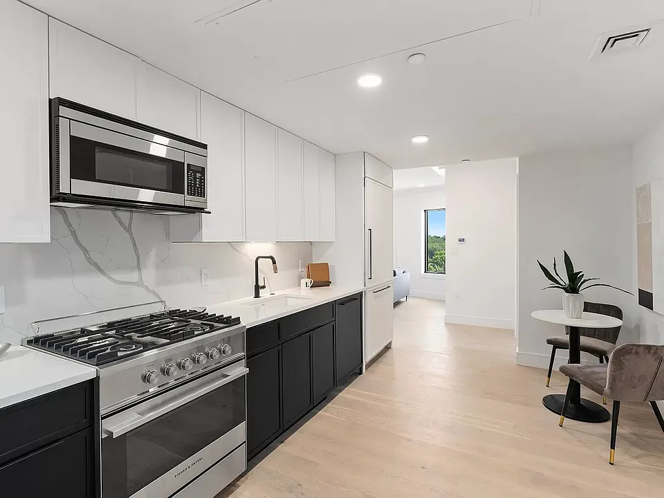 50 Leo M Birmingham Pkwy #303