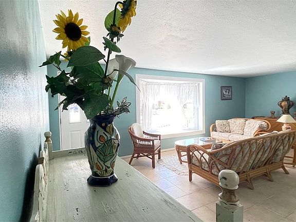 4th image of 2233 Alice Rd