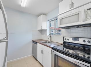 6060 Forest Hill Blvd APT 103, West Palm Beach, FL 33415