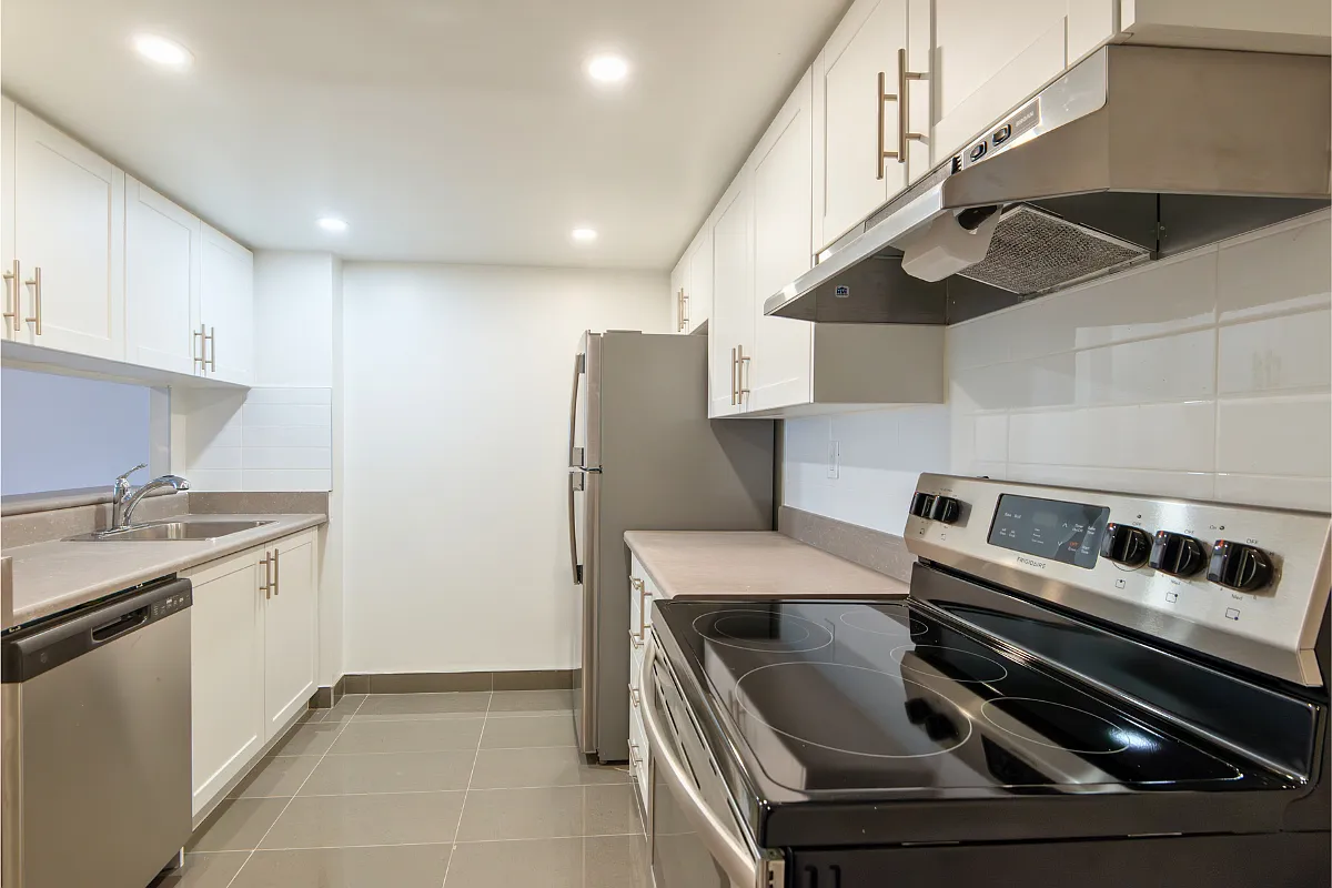 Sherobee Apartments — Photo 1