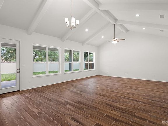 4th image of 1419 Silos Ave