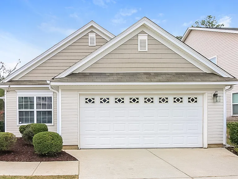 5616 Sable Way — Photo 1