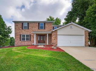 23 Vineyards Ct, Saint Charles, MO 63304