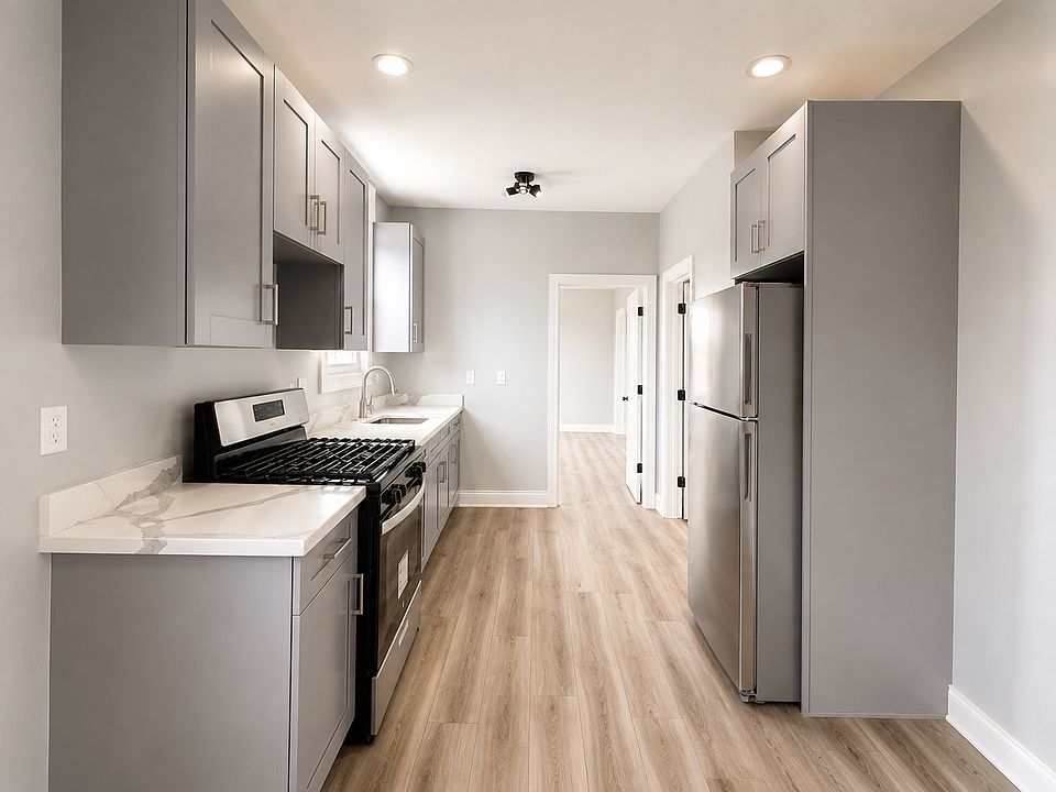 1st image of 465 Ferry St #1C