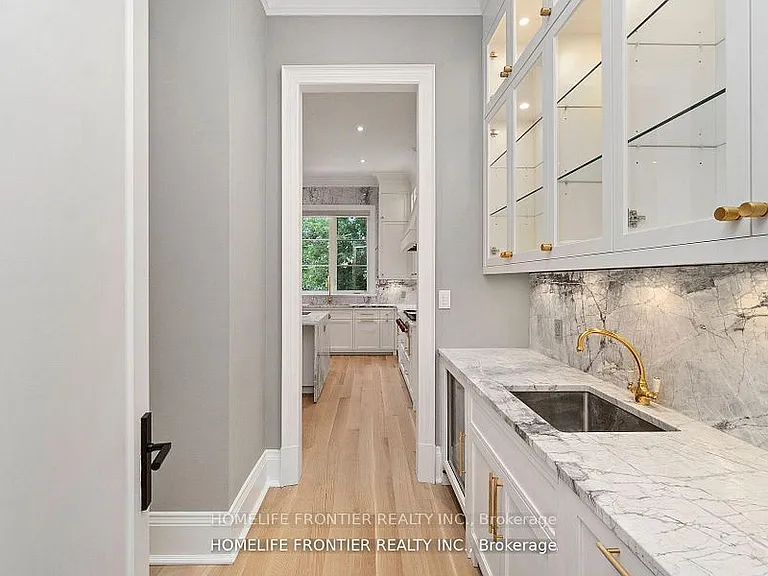 8 Vesta Dr — Photo 13
