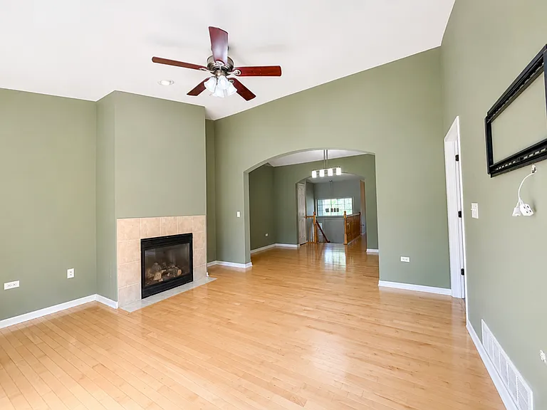 3131 Saganashkee Ln #3131 — Photo 6